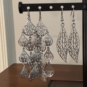 2 pair of Silver toned Dangle hook earrings Earrings